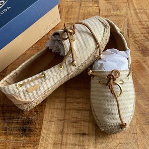 Sperry boat shoes gold stripes